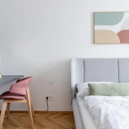 Seifertova Apartment *