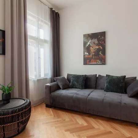 Seifertova Apartment *