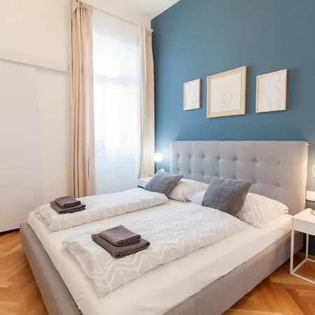 Seifertova Apartment *