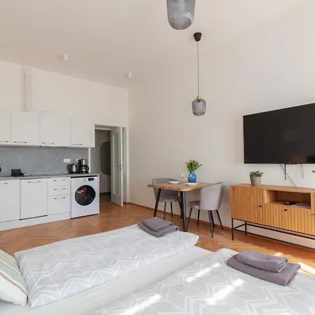 Apartment Seifertova *