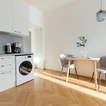 Seifertova * Praha
