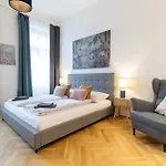 Seifertova